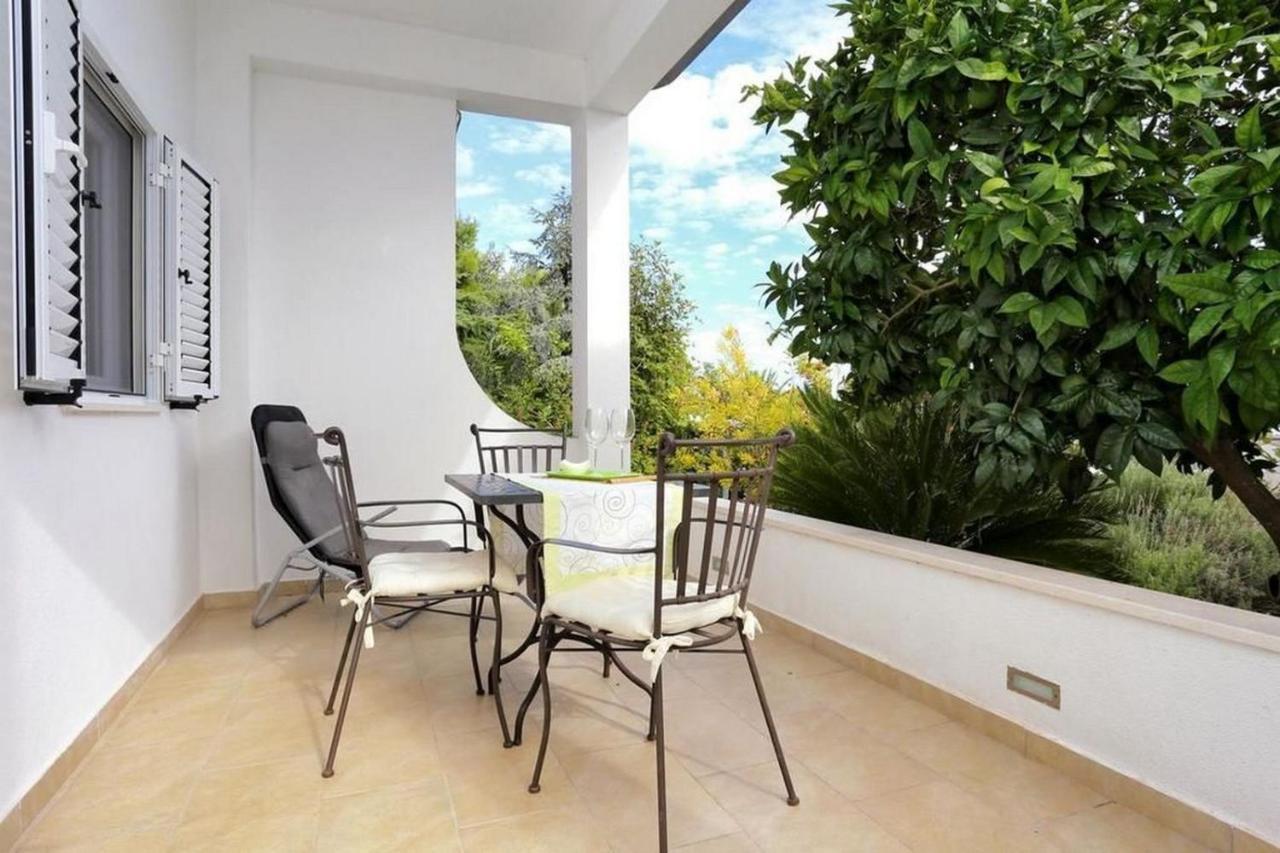 Apartments Frano Seget Vranjica Extérieur photo
